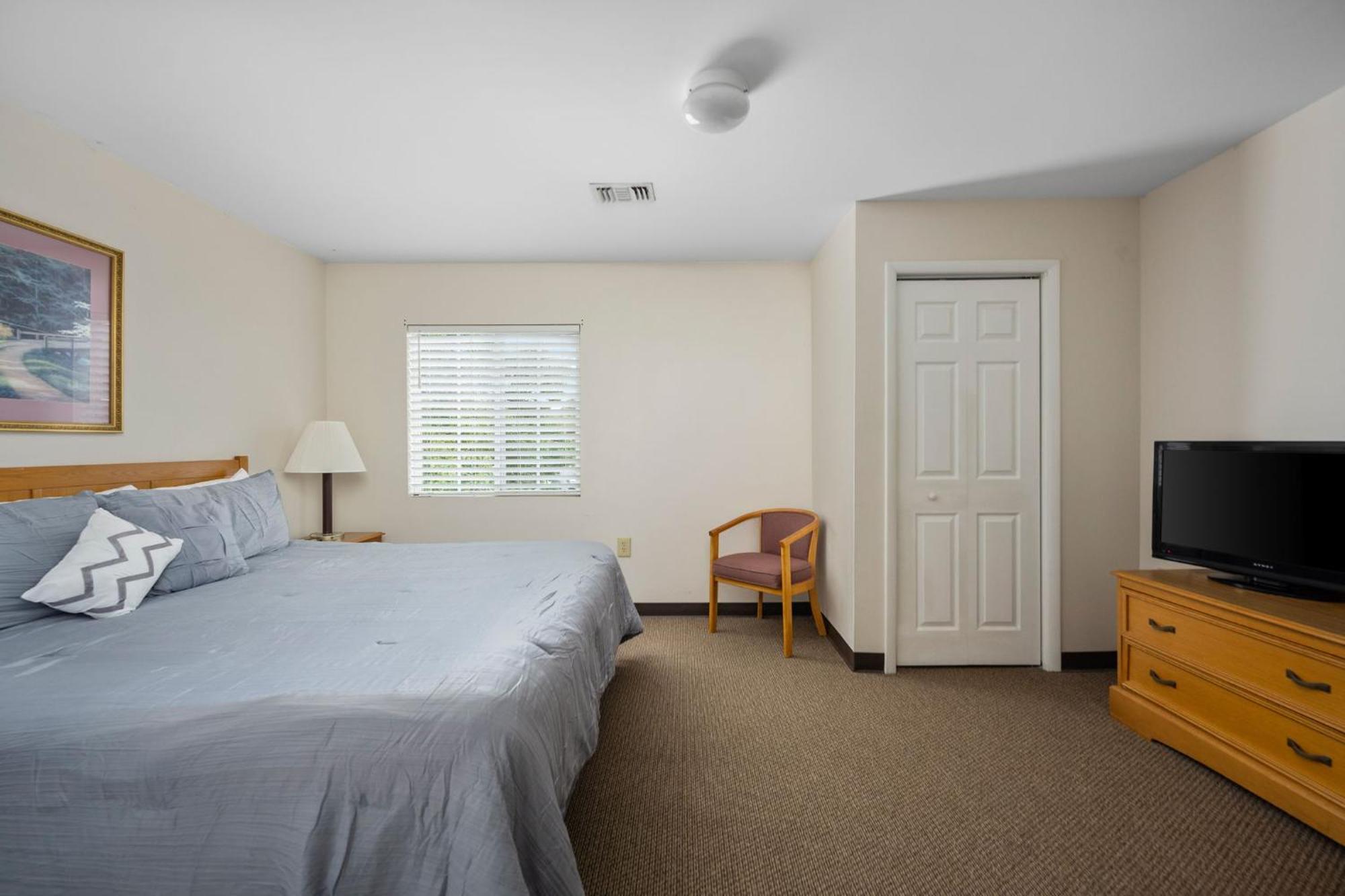 Affordable / Hickory Aparthotel 2*
